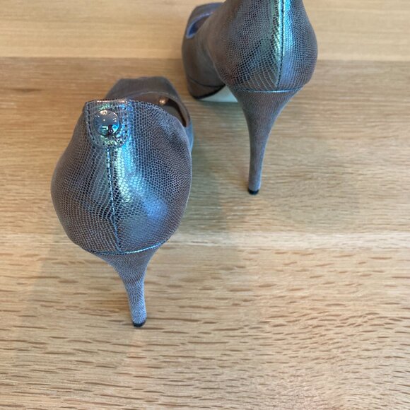 Michael Michael Kors York Platform Peep Toe Heels - Picture 4 of 7